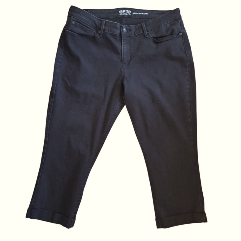 Levis Signature Capri Jeans Relaxed Stretch Black Folded Hem Casual 34 W Womens